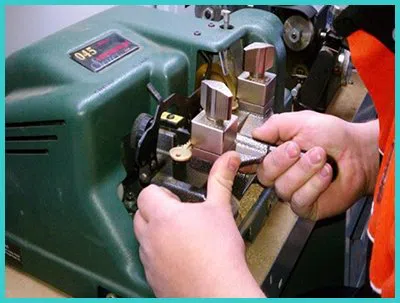 Advanced Locksmith Service Arlington Hts, IL 847-603-3182 - 18-key-making